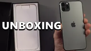 Apple iPhone 11 Pro Max - Unboxing & First Impressions