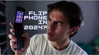 Downgrading: What I've Learned From Having a Flip Phone for 5 Months