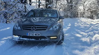 Mercedes R Class snow challenge