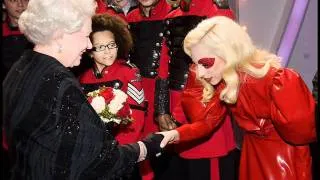 Lady Gaga meets The Queen (Elisabeth)