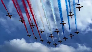 British & French Air Force formation !  Red Arrows + Patrouille de France fly over Paris