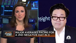 Stock market's saying conflict in Israel is 'limited in time and scope,' says Fundstrat's Tom Lee