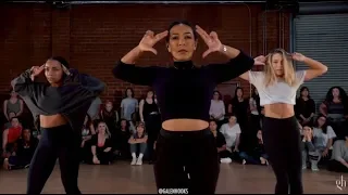 Maddie Ziegler & Charlize Glass - Bury A Friend (Galen Hooks Choreography)