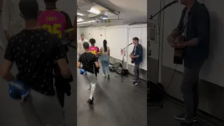 Whats Up cover, Amazing Busker in Paris Subway
