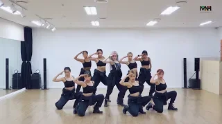 [Dance] CHUNG HA 청하 'Chica' Choreography Video 안무 영상