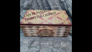 Caja de pañuelos decorada con productos Cadence