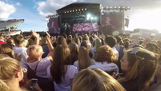 Robbie Williams performing Strong and Angels @ One Love Manchester concert 04/06/2017