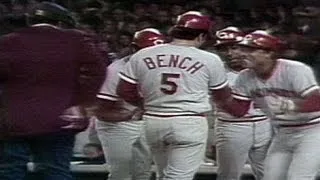 1976 WS Gm4: Bench homers twice in clincher