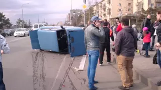 ДТП Омск: пьяный водитель «Ниссан Мурано», Иртышская Набережная. 26.04.2015.