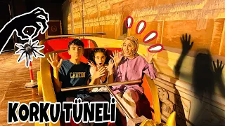 ANNEM İLE KORKU TÜNELİNE GİRDİK !! ANNEM KORKTU !! LUNA PARK VLOG !!