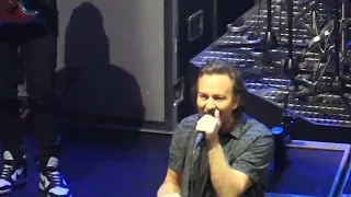 EDDIE VEDDER *ROOM AT THE TOP + I'LL BE WAITING + INVINCIBLE* THE EARTHLINGS CHICAGO 2 on 2/10/2022