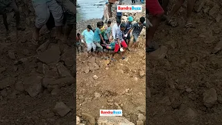 An unidentified body of a woman was found washed ashore near Bandra Fort