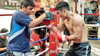 JERWIN ANCAJAS THUDDING UPPERCUTS ON THE PADS! HAMMERS TEXTBOOK COMBINATIONS DURING WORKOUT