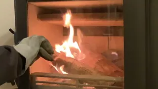 🪵薪ストーブ🪵 火をつけます❤️‍🔥🔥Wood-burning stove🔥🔥