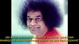 Gayatri Mantra - Sathya Sai Baba, 108x (zene nélkül)