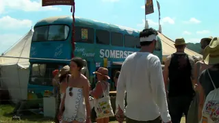 glastonbury 2010 - out in the fields