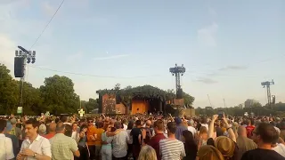 Neil Young + POTR   Like a Hurricane Live @ BST 2019