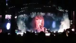 Taylor Swift 1989 World Tour Sydney - Out of the Woods Bridge Live