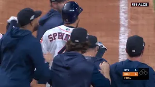 José Altuve sends the Yankees home with a walkoff homer and the Astros to the WS