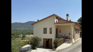 OFFER ACCEPTED CD967 Montecchio: detached country villa with 2 apartments with garden and wide views