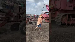 Allis Chalmers HD 16 crawler plowing at Half Century of Progress Show #tractor #plowing #shorts