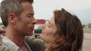 Results : Cobie Smulders kissing Guy Pearce