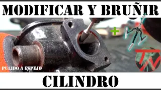 Como PREPARAR un CILINDRO para AUMENTAR POTENCIA + BRUÑIR CILINDRO MOTO 2T Trucar y Mejorar 49 🛵📈