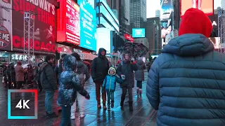 Rainy, Windy, Snowy, Cold Walk in Times Square, New York Before Christmas 🎅🎄, Binaural City Sounds
