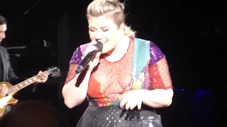 Kelly Clarkson - The Piece by Piece Tour DVD