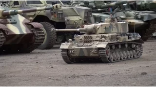 RC Tanks Panzer Tiger Leopard Sherman Panther ♦ Erlebniswelt Modellbau Erfurt 2016 Modellbaumesse