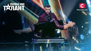 Magician makes hostess Kseniya Mishyna levitate – Ukraine's Got Talent 2021 – Episode 5