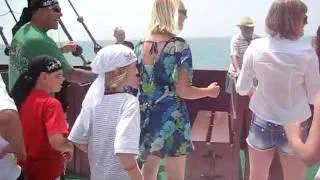 Le Phenicien, Hammamet Tunisia Pirate ship Dance