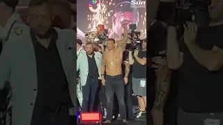 Tyson Fury & Oleksandr Usyk PULLED APART at Ring of Fire weigh in as brawl ensues