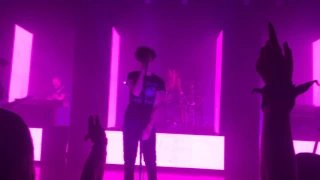 The 1975, Love Me, UGH! // Niagara Falls, NY, The Rapids Theatre, 31/5/17