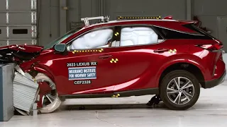 2023 Lexus RX updated moderate overlap crash test (extended footage)