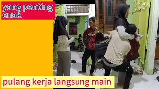 pulang kerja langsung ngajak main