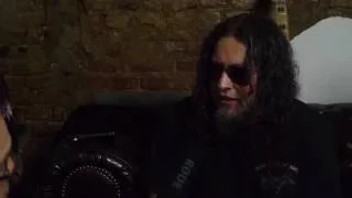 #5: Queensryche backstage, Michael Wilton about his ESP guitars and collection.