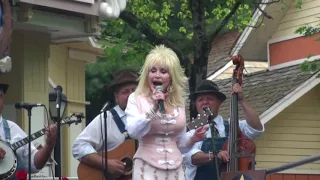 Dolly Parton - Will The Circle Be Unbroken - May 2010