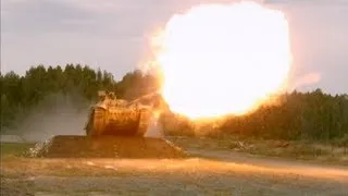 T-90 Tank Shooting in Slow Motion - 18000 FPS HD