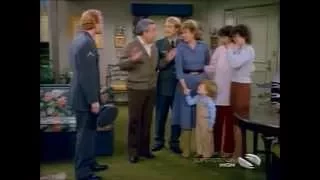 HAPPY DAYS: Season 11 (1983-84) Clip (Richie Cunningham Returns)