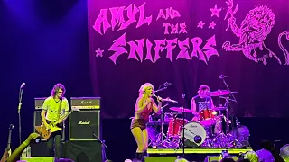 Amyl And The Sniffers - "I Got You" - Live 10-12-2023 - The Fox Theater - Oakland, CA