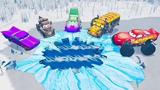 GIANT ICE Hole PIT VS HUGE & TINY PIXAR CARS! BeamNG Drive Battle!