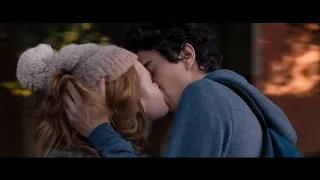 Spencer And Mathra Kissing scene - Jumanji - HD