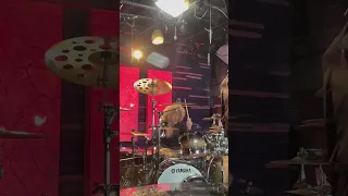 Tommy Aldridge plays “Bark At The Moon” by Ozzy Osbourne