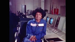 NASA recruitment film with Star Trek's Nichelle Nichols and astronaut Alan Bean (1977)