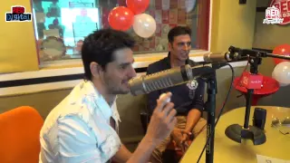 ‪Stars at Red FM studio: #‎MalishkaKe10Saal‬