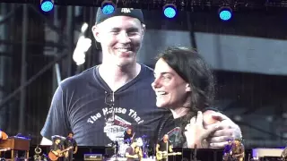 Bruce Springsteen Jersey Girl with marriage proposal and fireworks 8/25/16