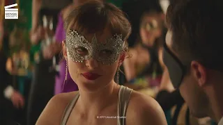 Fifty Shades Darker: Auction seduction