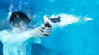 Что, если выстрелить из пистолета под водой?