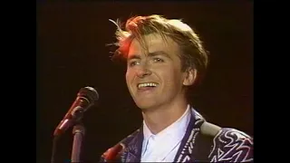 Crowded House - (Live Rock Arena 1986)